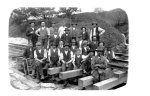 Skupinové foto stavebních dělníků 1905
